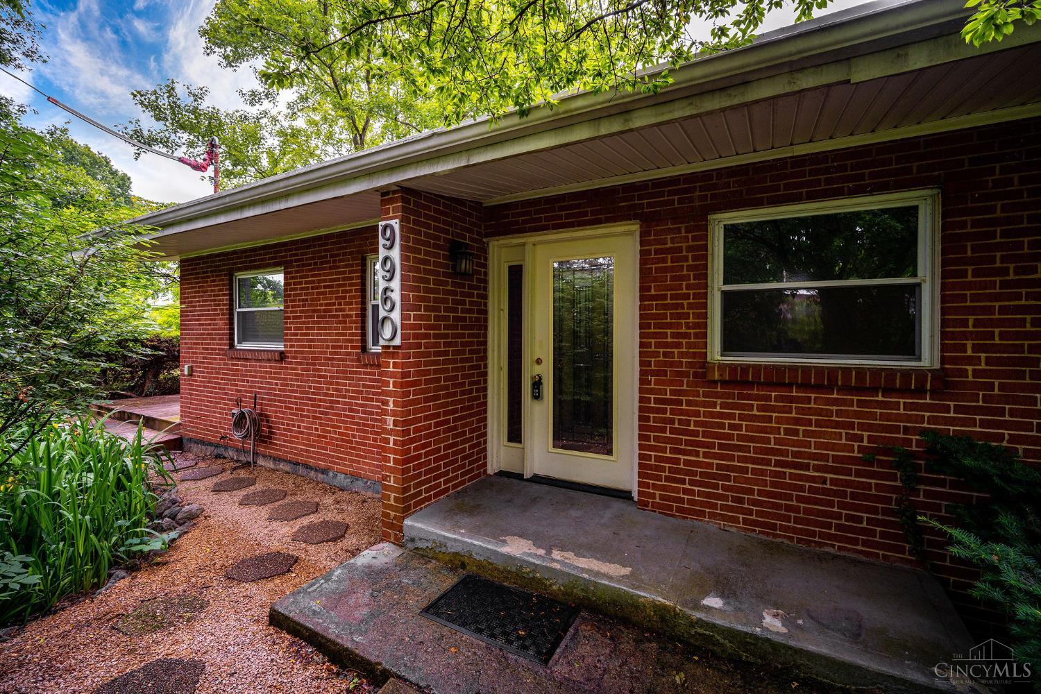 9960 Daly Road Cincinnati, OH 45231 - Photo 1 of 39 Gallery Image 1