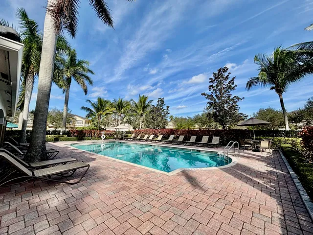 $255,000 | 2993 Southeast Lexington Lakes Drive, Stuart, FL 34994