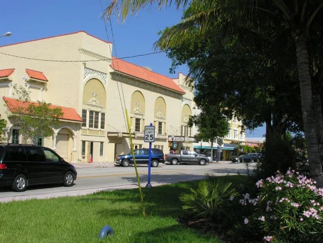 $255,000 | 2993 Southeast Lexington Lakes Drive, Stuart, FL 34994