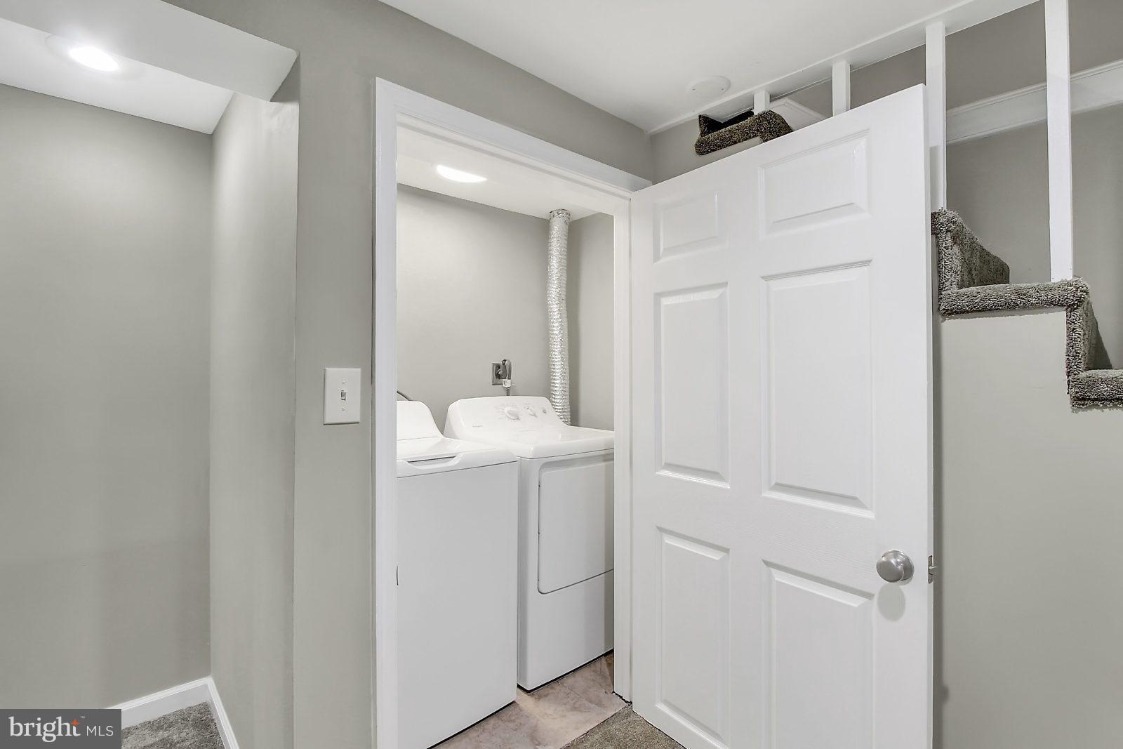 1321 Crofton Road Baltimore, MD 21239 - Photo 16 of 23 Laundry