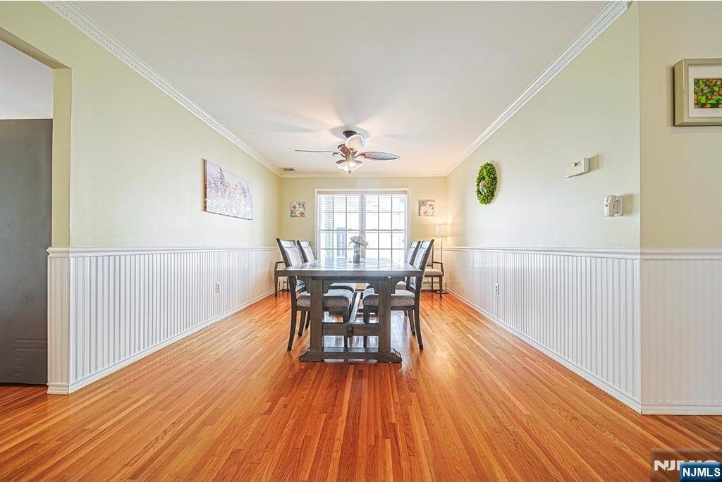 705 Gettysburg Place Paramus, NJ 07652 - Photo 10 of 32