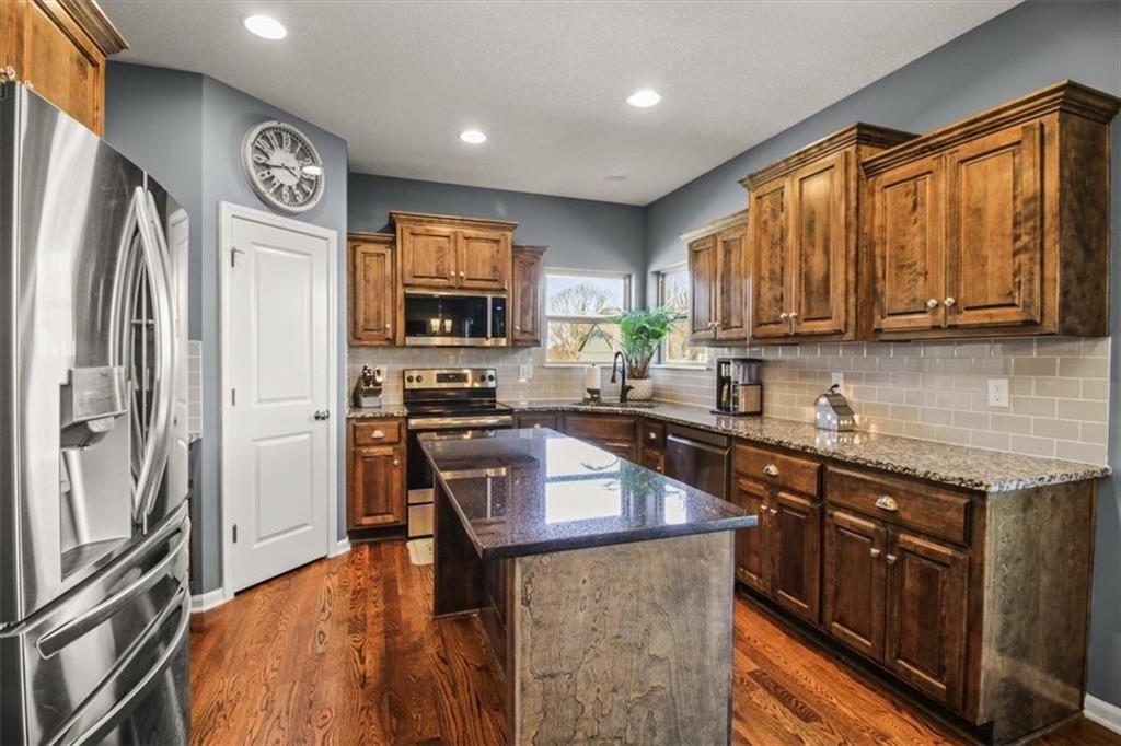 818 West Rader Street Lone Jack, MO 64086 - Photo 12 of 26