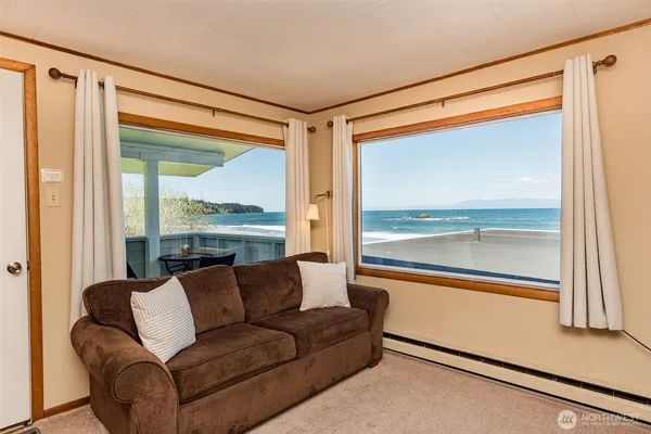 $1,220,000 | 1663 Highway 112, Sekiu, WA 98381