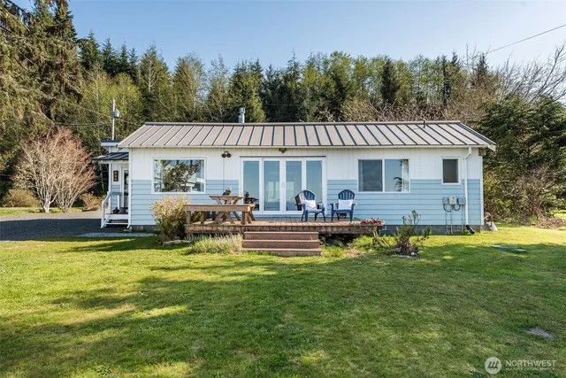 $1,420,000 | 1663 Highway 112, Sekiu, WA 98381