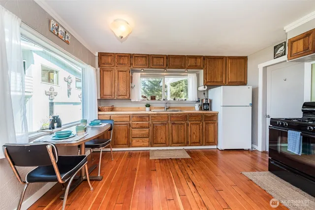 $1,420,000 | 1663 Highway 112, Sekiu, WA 98381