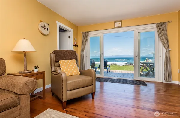 $1,220,000 | 1663 Highway 112, Sekiu, WA 98381