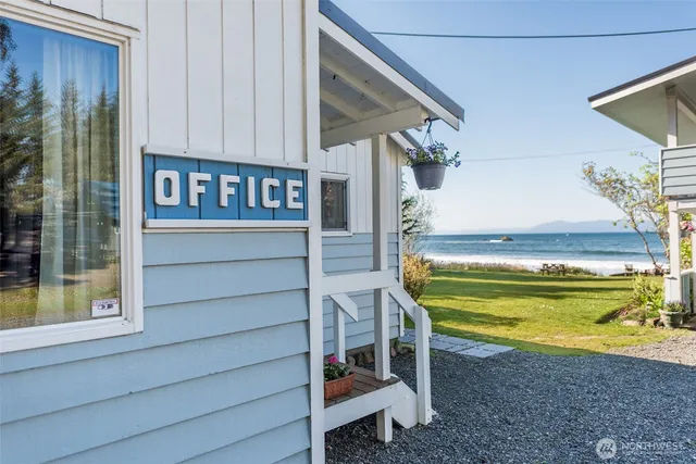$1,420,000 | 1663 Highway 112, Sekiu, WA 98381