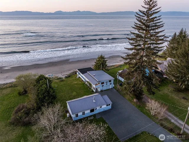 $1,420,000 | 1663 Highway 112, Sekiu, WA 98381