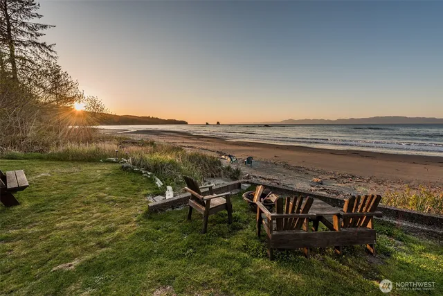 $1,420,000 | 1663 Highway 112, Sekiu, WA 98381