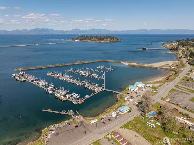 $1,420,000 | 1663 Highway 112, Sekiu, WA 98381