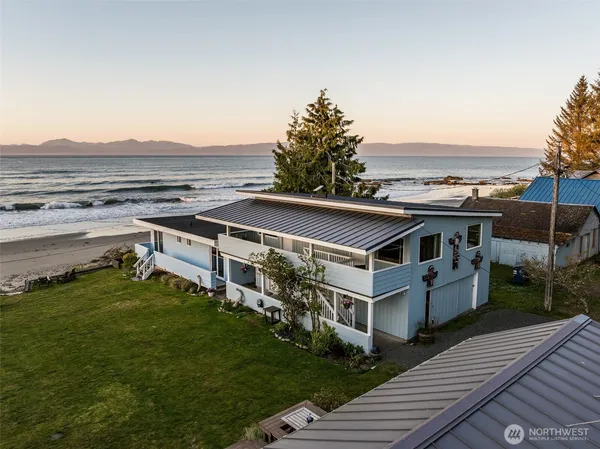 $1,220,000 | 1663 Highway 112, Sekiu, WA 98381