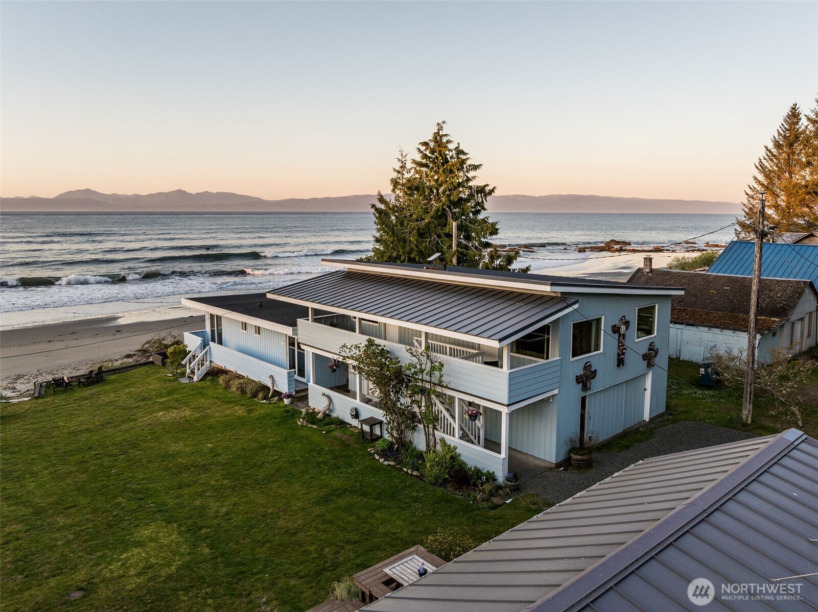 1663 Highway 112 Sekiu, WA 98381 - Photo 5 of 40