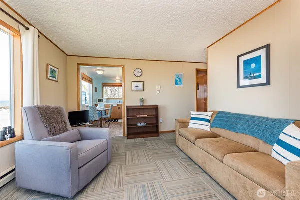 $1,220,000 | 1663 Highway 112, Sekiu, WA 98381