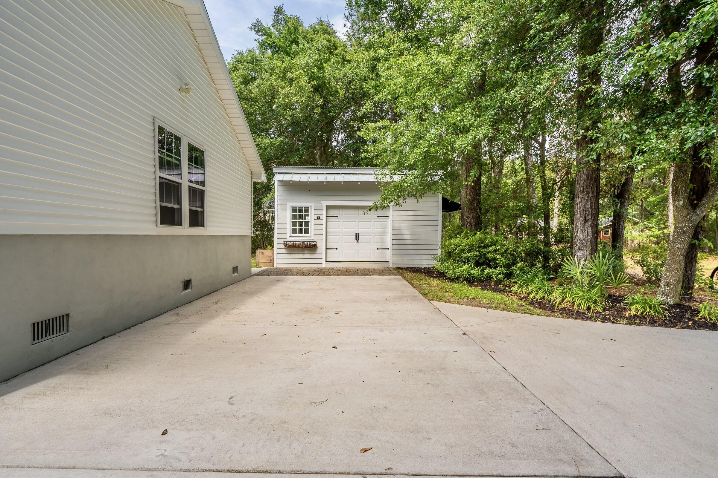 958 State Rd S-10-858 Mount Pleasant, SC 29429 - Photo 3 of 50 958BeehiveRd-KeenEyeMarketing-081