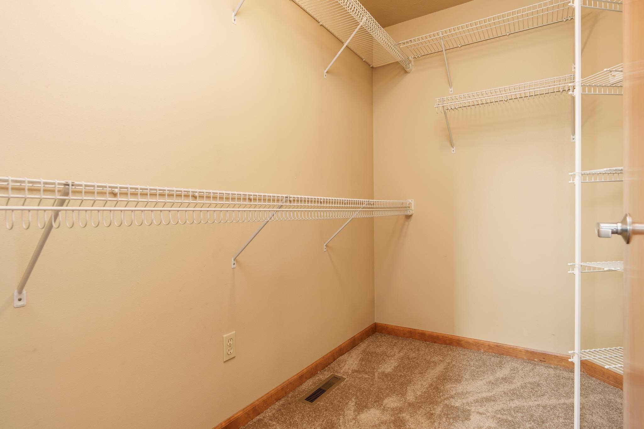 12859 Prairie Meadow Way Belvidere, IL 61008 - Photo 56 of 67 a view of a small room