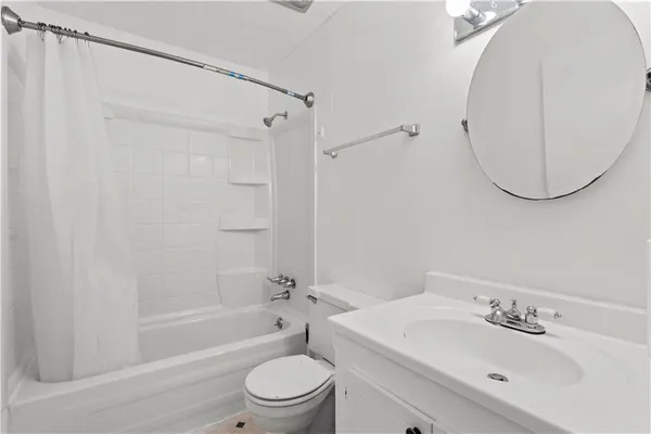$1,600 | 2390 Lawrenceville Highway, Unit E, Decatur, GA 30033