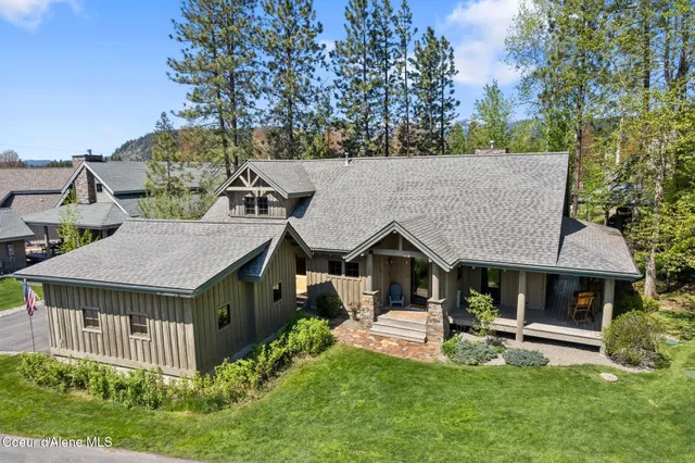 $1,445,000 | 504 Hornby Place, Dover, ID 83825