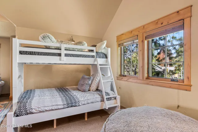 $1,445,000 | 504 Hornby Place, Dover, ID 83825