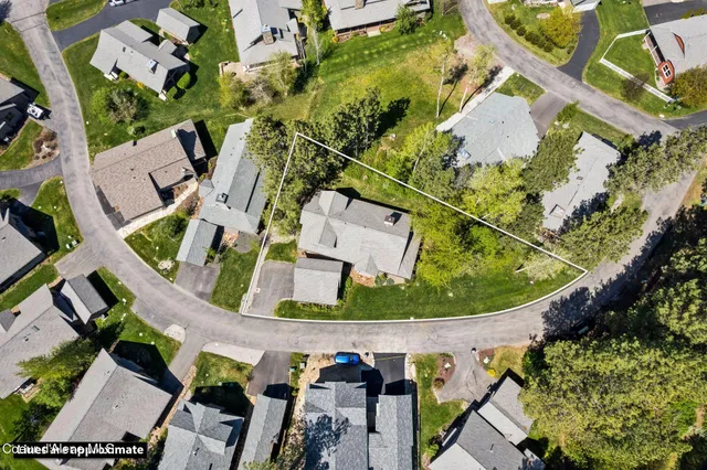 $1,445,000 | 504 Hornby Place, Dover, ID 83825