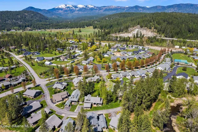 $1,445,000 | 504 Hornby Place, Dover, ID 83825