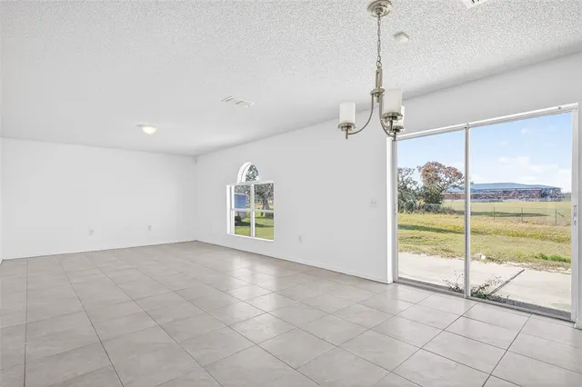 $2,100 | 1906 Lakeview Lane, Kissimmee, FL 34759