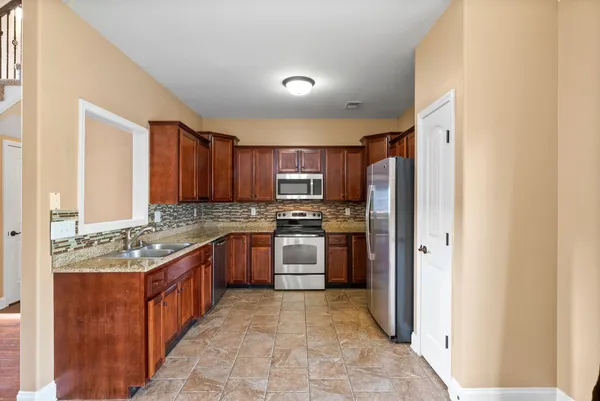 $2,100 | 3706 Tradewinds Terrace, Clarksville, TN 37040