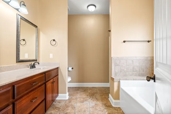 $2,100 | 3706 Tradewinds Terrace, Clarksville, TN 37040