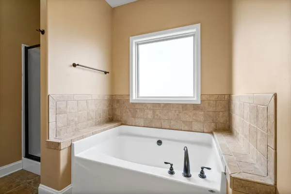 $2,100 | 3706 Tradewinds Terrace, Clarksville, TN 37040