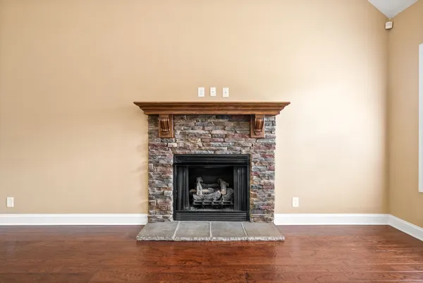 $2,100 | 3706 Tradewinds Terrace, Clarksville, TN 37040