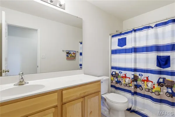 $470,000 | 730 Palisades Drive, St. Charles, MO 63301