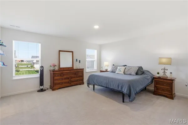 $470,000 | 730 Palisades Drive, St. Charles, MO 63301