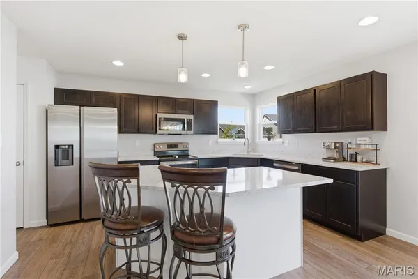 $470,000 | 730 Palisades Drive, St. Charles, MO 63301