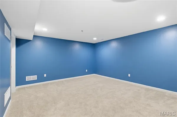 $470,000 | 730 Palisades Drive, St. Charles, MO 63301