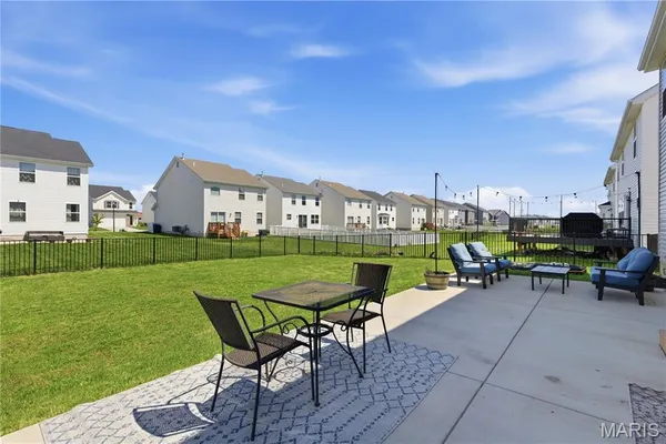 $470,000 | 730 Palisades Drive, St. Charles, MO 63301