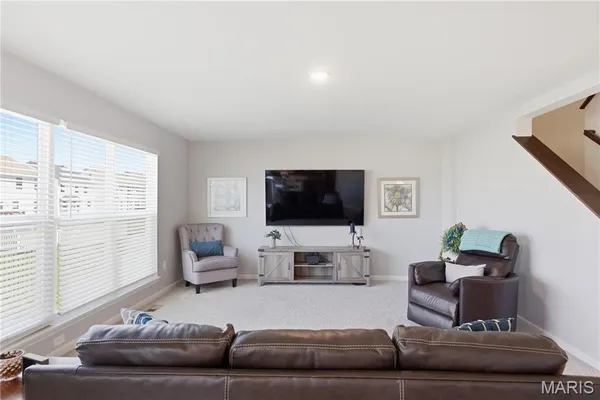 $470,000 | 730 Palisades Drive, St. Charles, MO 63301