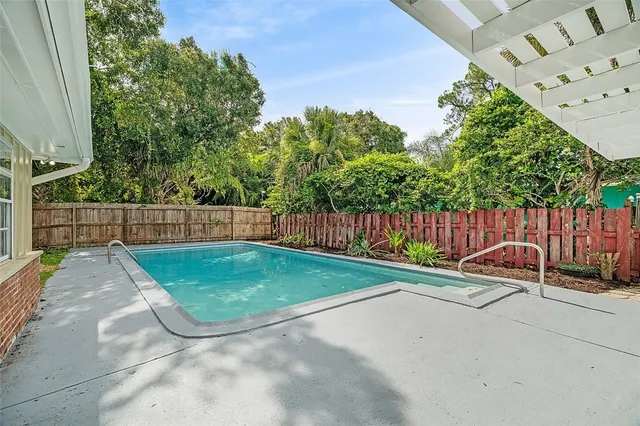 $389,000 | 1236 42nd Avenue, Vero Beach, FL 32960