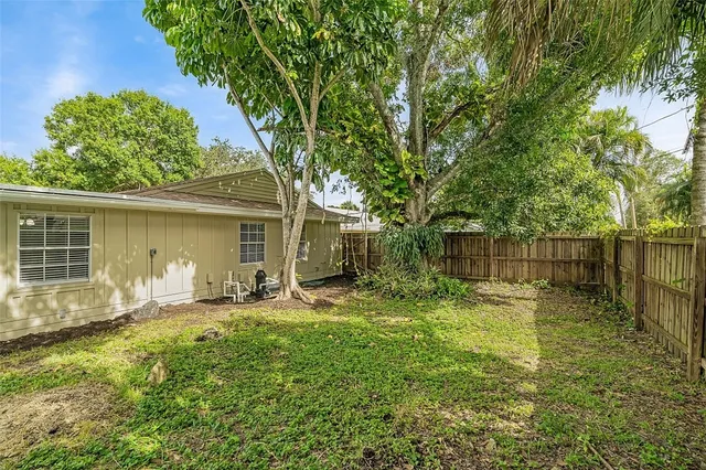 $389,000 | 1236 42nd Avenue, Vero Beach, FL 32960