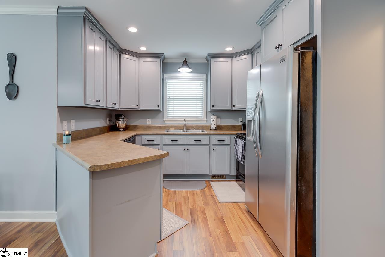 3 Green Ridge Place Taylors, SC 29687 - Photo 13 of 36 Gallery Image 13