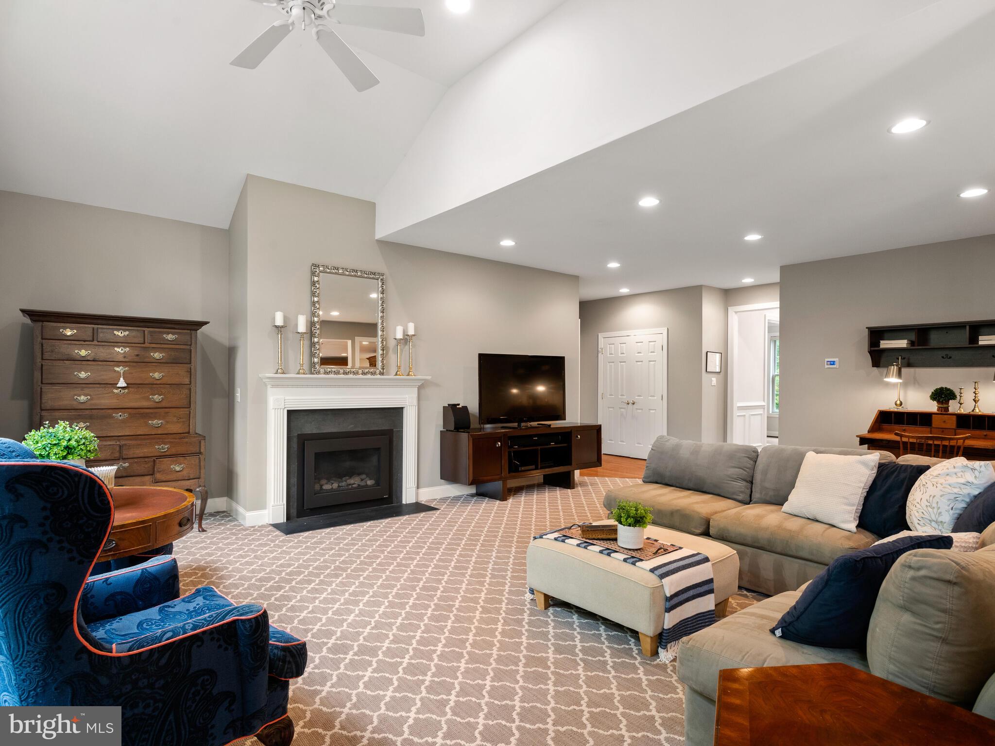 131 Devon Road Paoli, PA 19301 - Photo 18 of 70 Famiiy Room