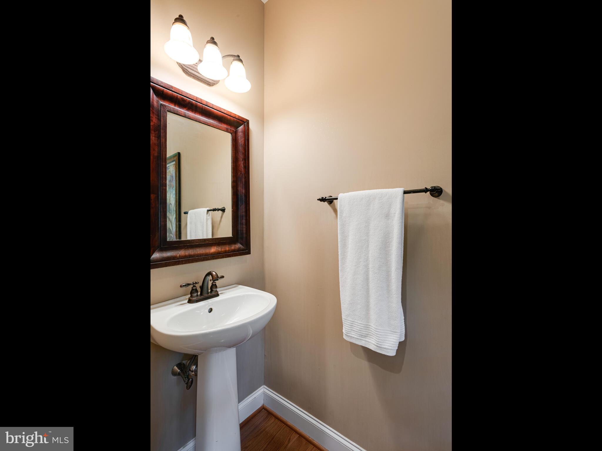 131 Devon Road Paoli, PA 19301 - Photo 31 of 70 Half bath near laundry room