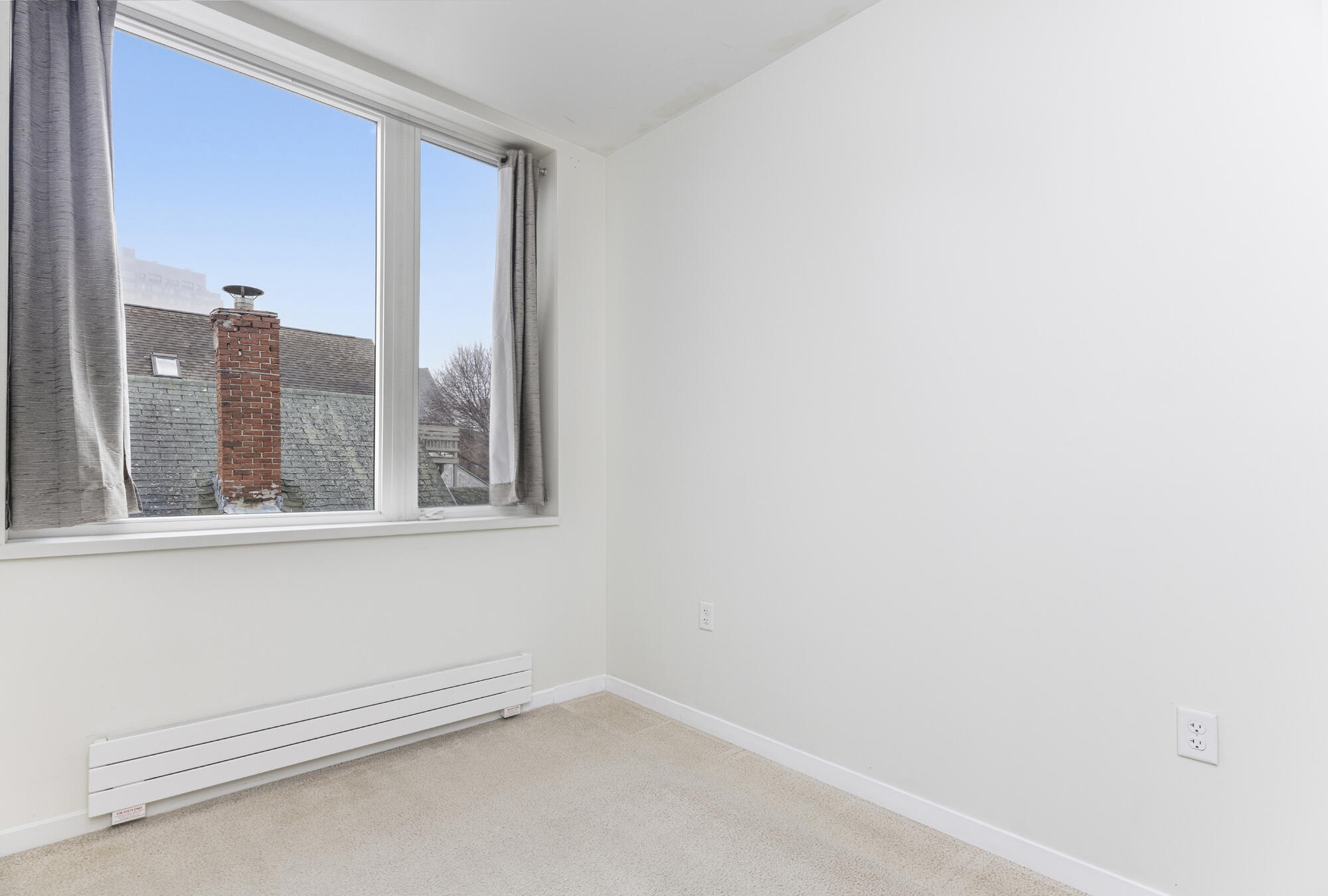 60 Parris Street, Unit 307 Portland, ME 04101 - Photo 17 of 27 60 Parris_#307_02
