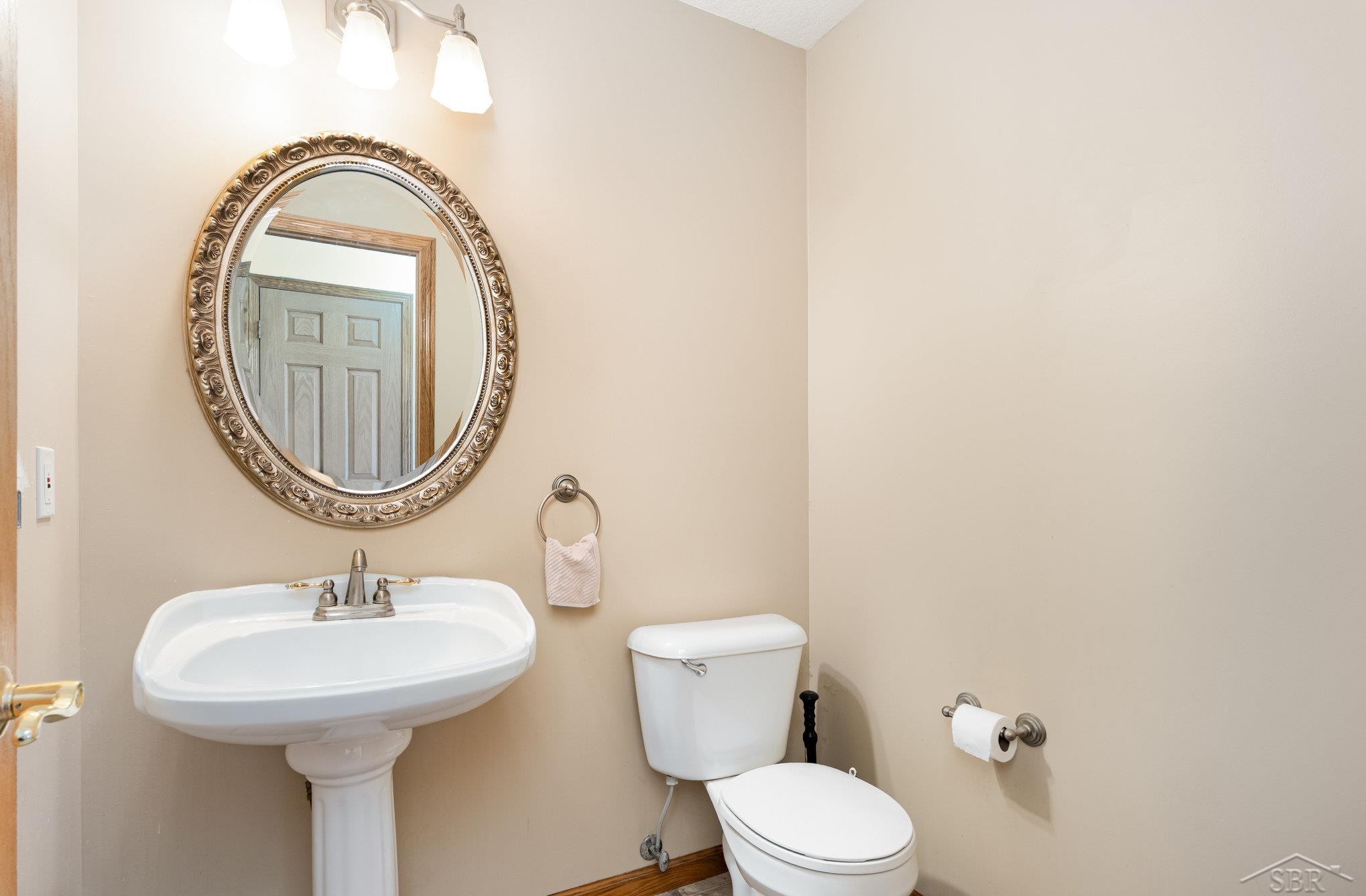 6288 Rockingham Place Saginaw, MI 48603 - Photo 12 of 32 50188288-3ecad90c-7fa6-42c8-bcad-715528521bd4.JPG