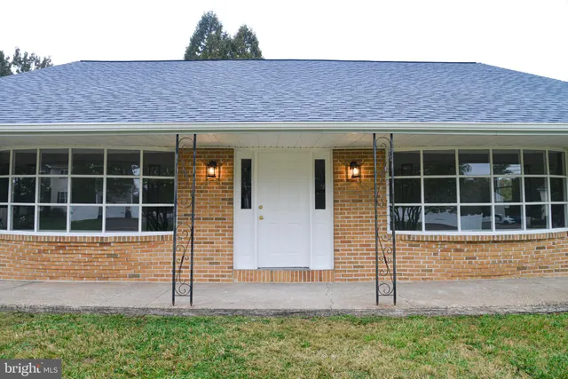 $550,000 | 114 Nursery Avenue, Levittown, PA 19057