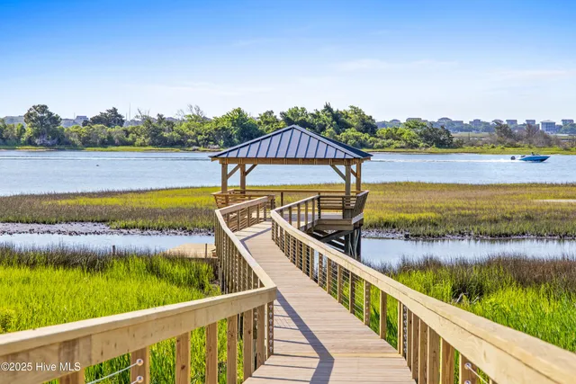 $595,000 | 76 Solstice Way, Hampstead, NC 28443