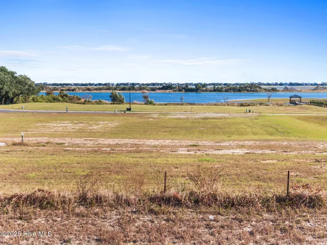 $595,000 | 76 Solstice Way, Hampstead, NC 28443