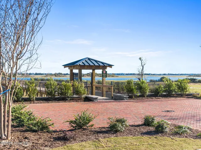 $595,000 | 76 Solstice Way, Hampstead, NC 28443