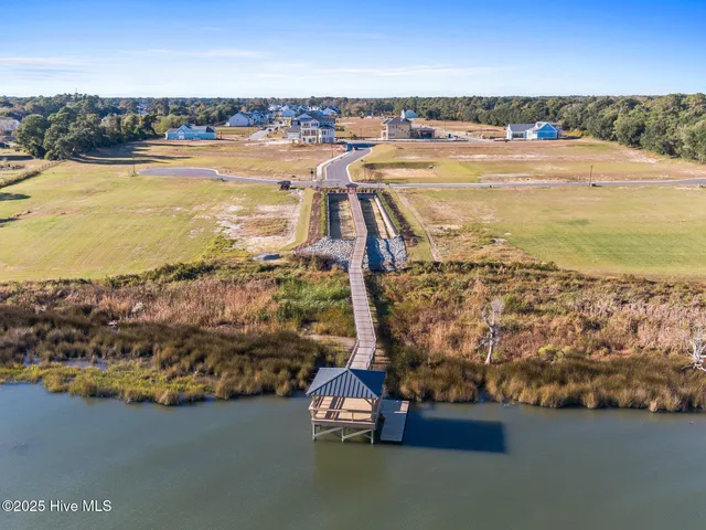 $595,000 | 76 Solstice Way, Hampstead, NC 28443