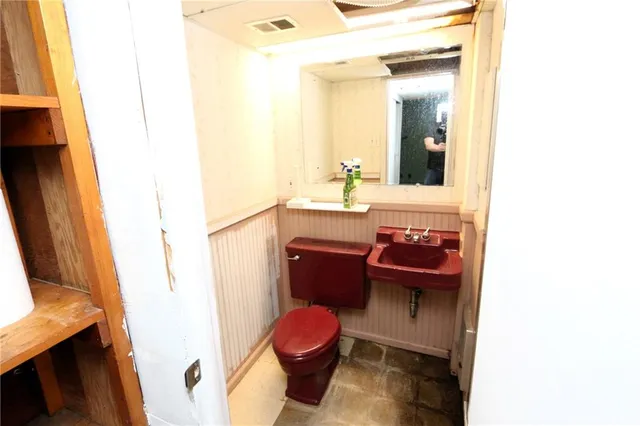 $299,000 | 1241 Kirsopp Avenue, Pittsburgh, PA 15220