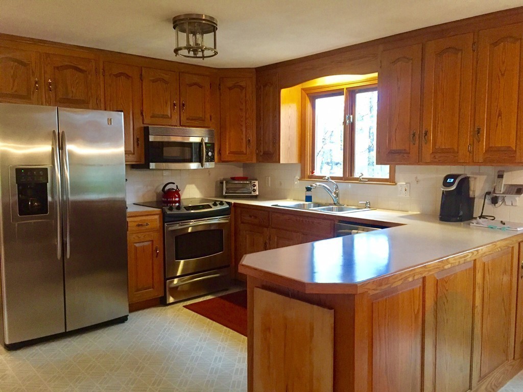 15 Charlotte Road Ipswich, MA 01938 - Photo 8 of 23 Gallery Image 8