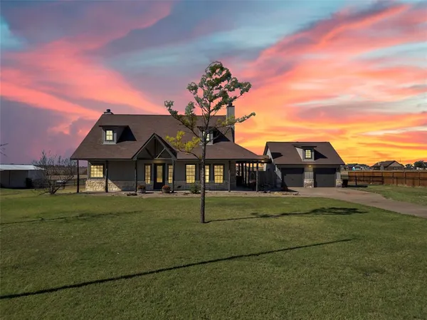 $435,000 | 12509 County Road 1002, Godley, TX 76044